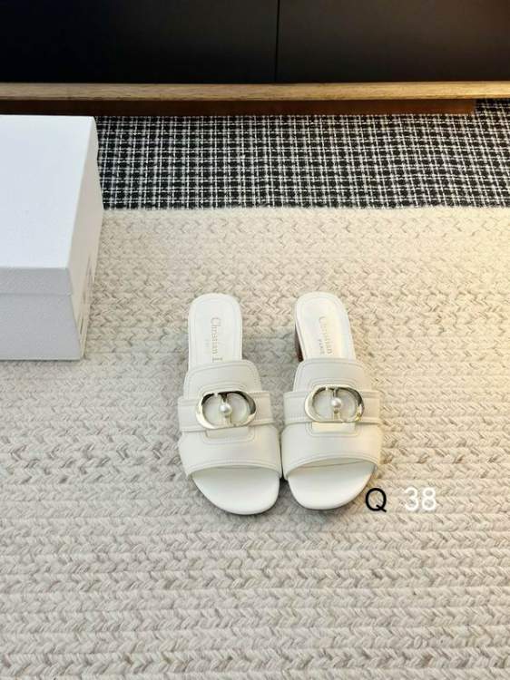Picture of Dior Shoes _SKUDiorsz35-4043731.5CMLY0504